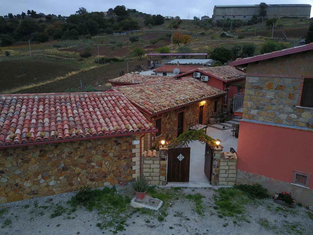 Agriturismo La Stragola 니코시아 외부 사진